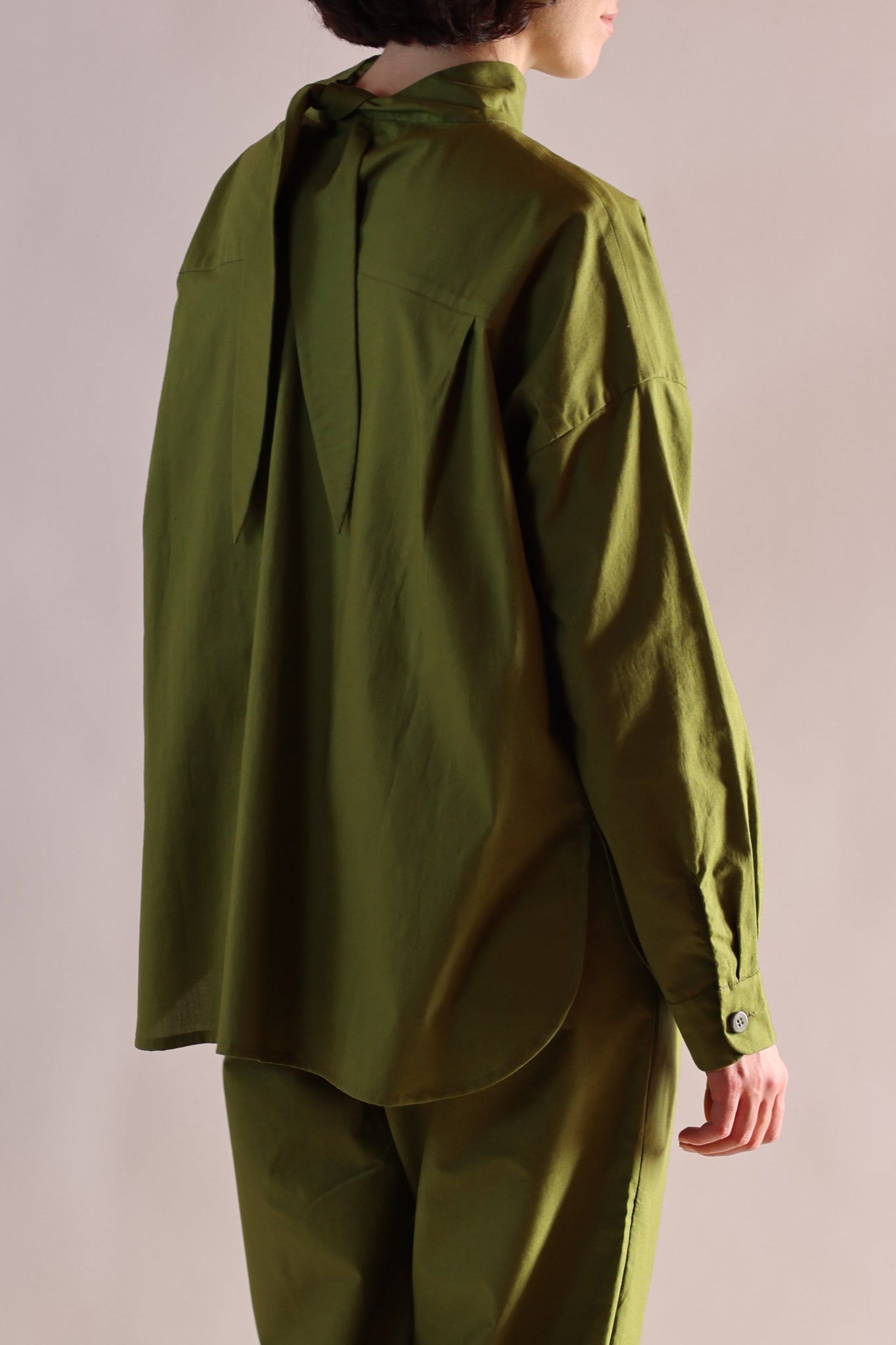 Leaf Collar Shirt Long | Organic Cotton Poplin | Olive